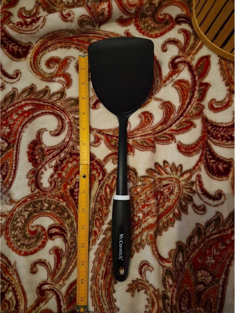 McCormick Plastic Pancake Kitchen Solid turner 14" long x 4" wide Black